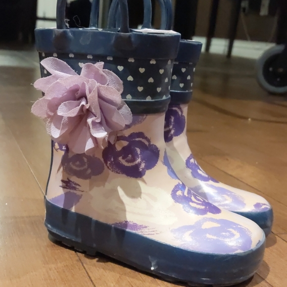 Rain boots - Picture 2 of 4
